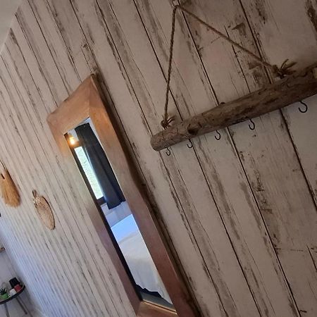 Dikke Vriend , Herberg & Taverne Chiny Exteriér fotografie