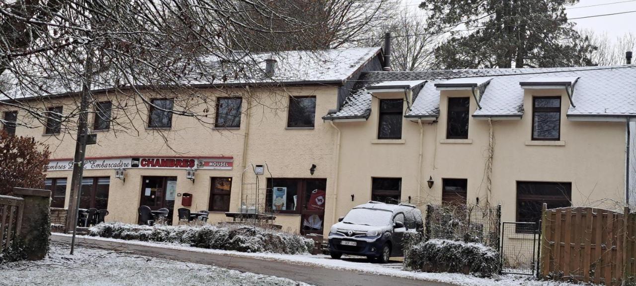 Dikke Vriend , Herberg & Taverne Chiny Exteriér fotografie