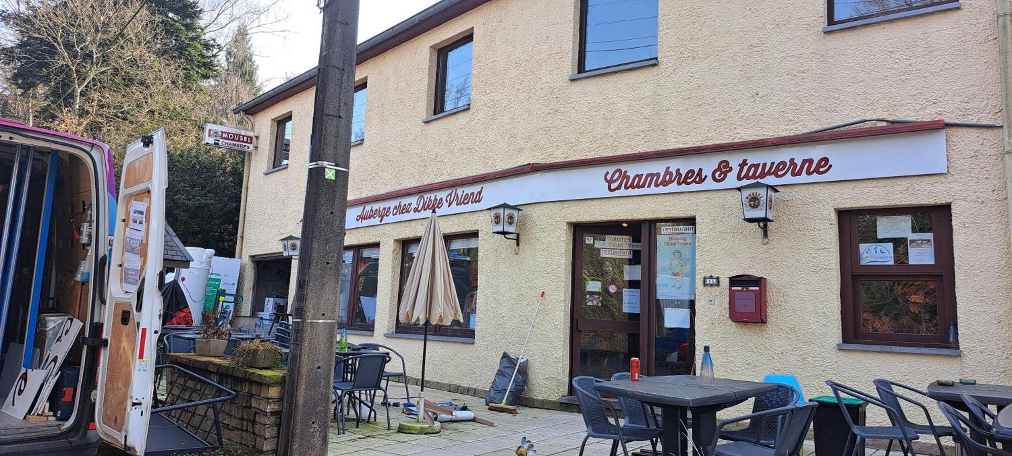 Dikke Vriend , Herberg & Taverne Chiny Exteriér fotografie