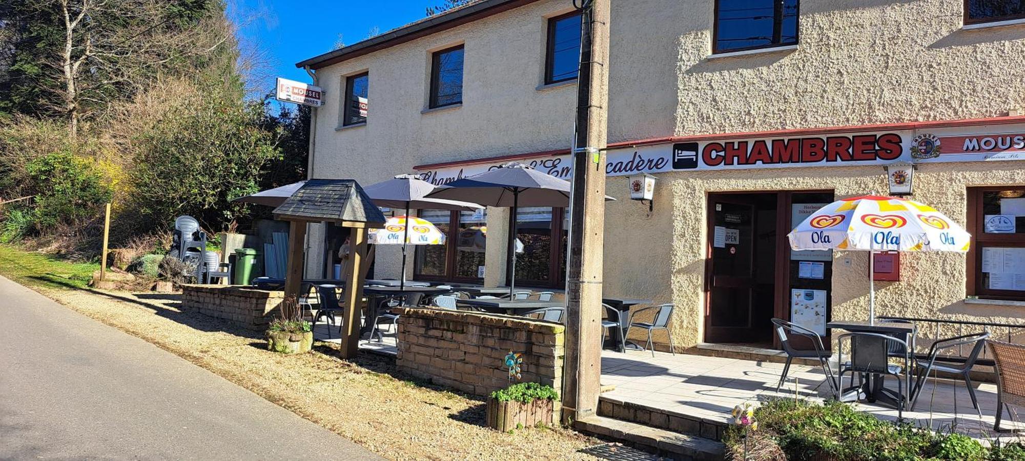 Dikke Vriend , Herberg & Taverne Chiny Exteriér fotografie