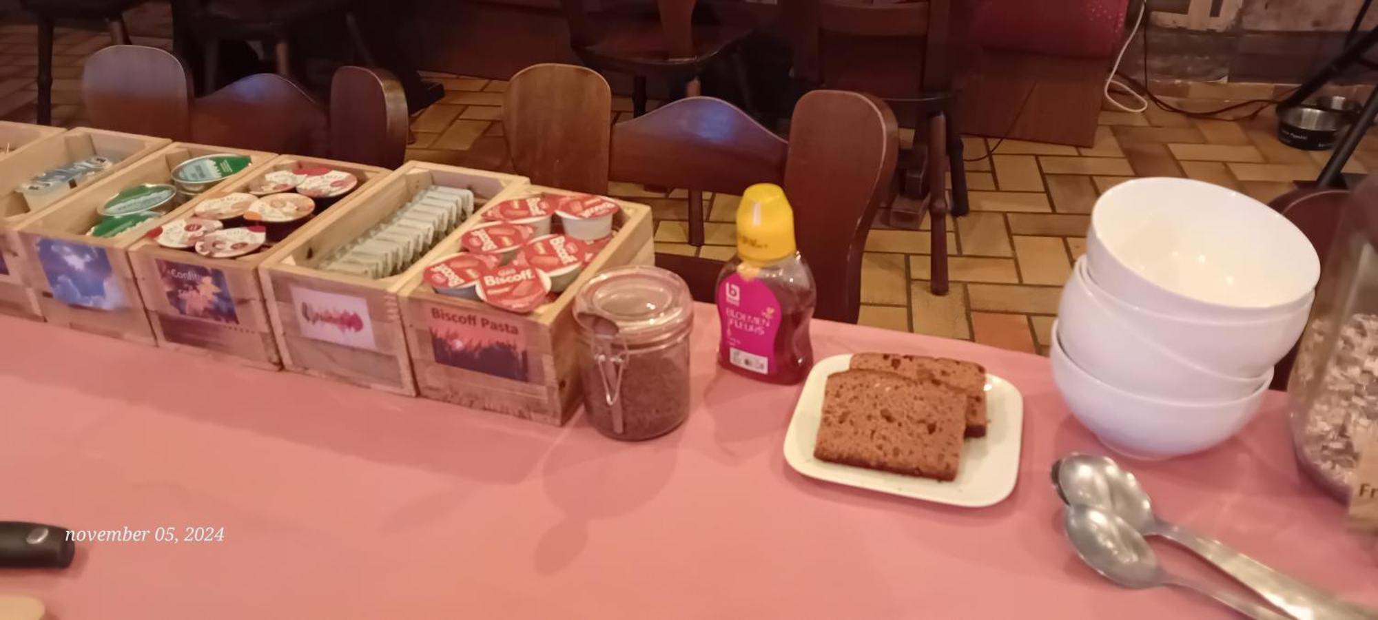 Dikke Vriend , Herberg & Taverne Chiny Exteriér fotografie